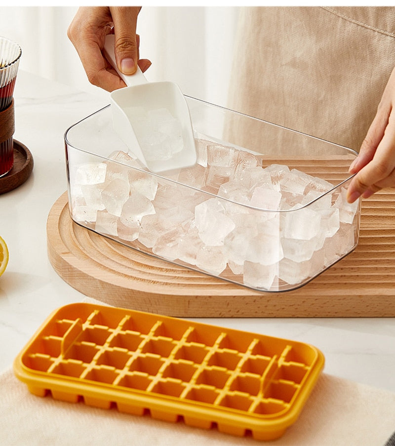 ChillMaster - One-Click Ice Marvel Tray with Lid