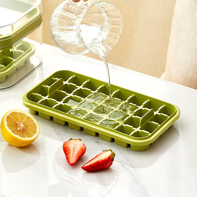 ChillMaster - One-Click Ice Marvel Tray with Lid