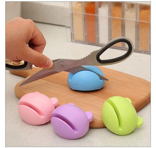 Frog Shape Design Mini Knife Sharpener Assorted Color