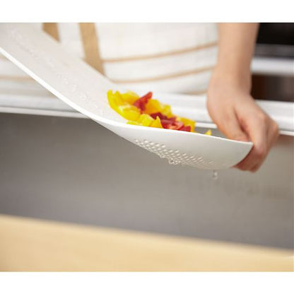 Drainer Integrated Cutting Board