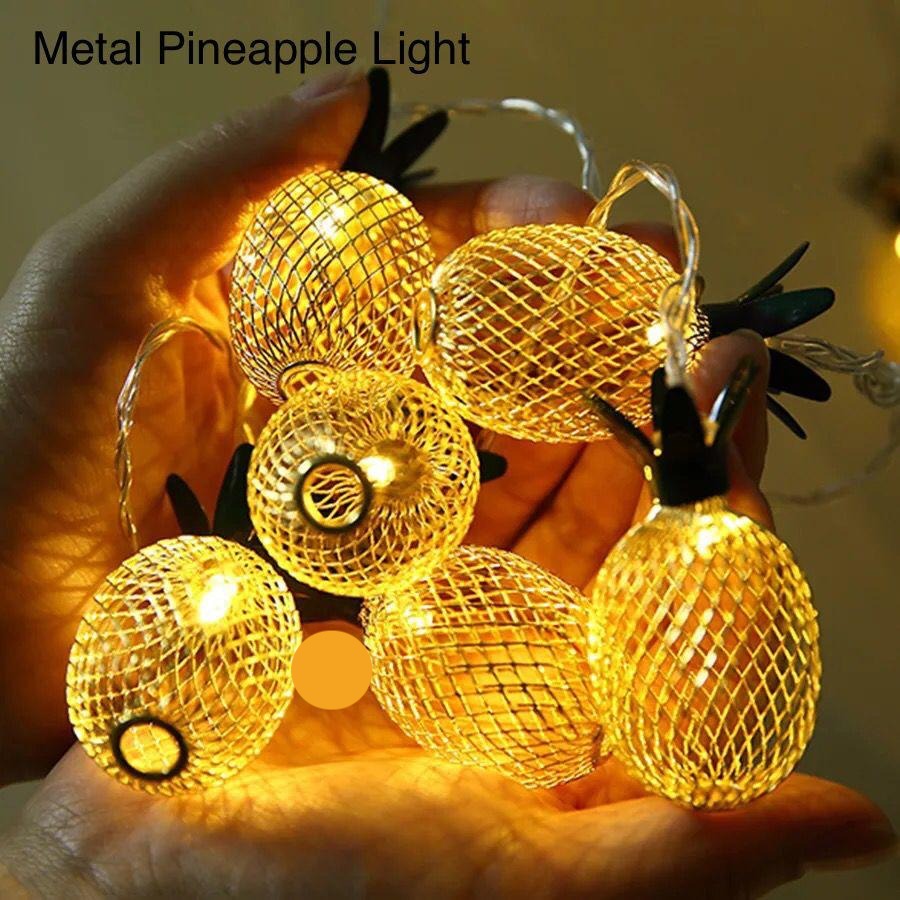 METAL PINEAPPLE LIGHT