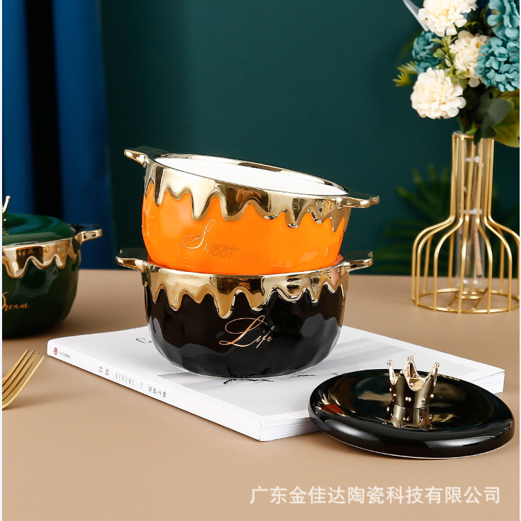 Ceramic Casserole With Crown Lid