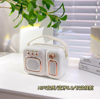 Retro Radio Shaped Speaker