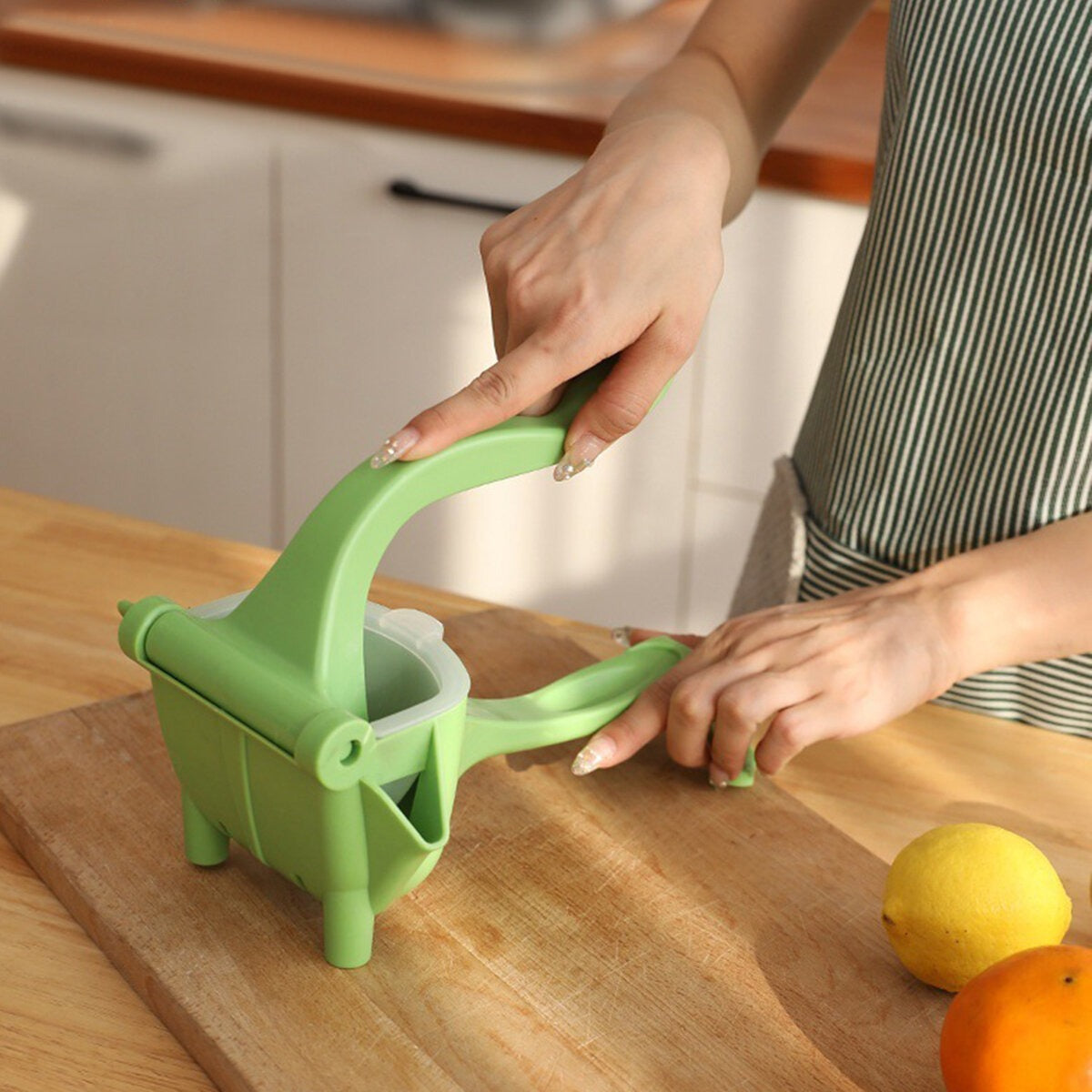 Manual Juice Squeezer