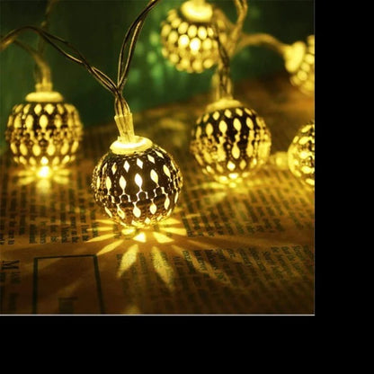 Metal Moroccan Balls Light - Warm White