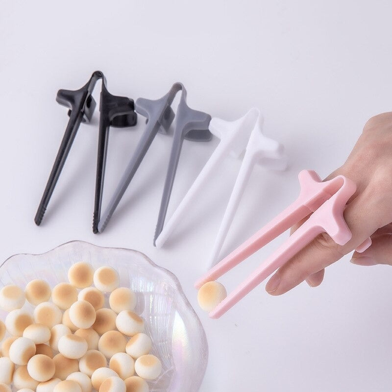 Multifunctional Plastic Finger Chopsticks Snack - Set of 4 Pcs